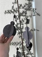 Lübech Living xmas Felt ornaments sort og grå på træ - Fransenhome